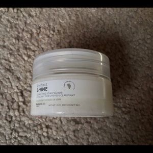 6/$25 | Perfect Shine Clarifying Scalp Scrub